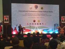 Bicara di Pertemuan Parpol Se-Asia, Ical: Parpol Harus Berperan Dukung Pemerintah