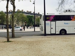 Capai Kesepakatan, Mobil Jadul Boleh Melintas di Jalanan Kota Paris