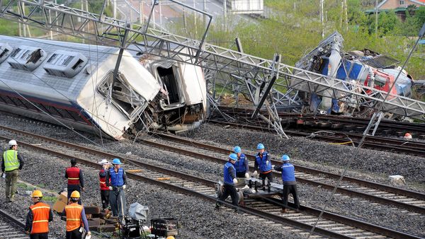 KA Tergelincir di Korea Selatan