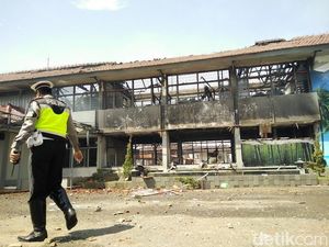 Gantung Diri Abah dan Rusuh Lapas Banceuy