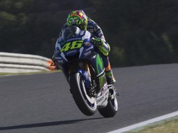 Rossi Bersiap Jalani Duel Sengit dengan Lorenzo dan Marquez
