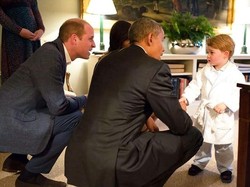 Pangeran George Sangat Menggemaskan Pakai Piyama Saat Temui Keluarga Obama