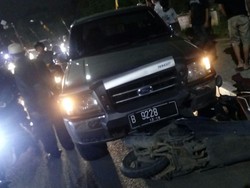 Mobil Tabrak Motor di Serpong, 2 Orang Luka-luka
