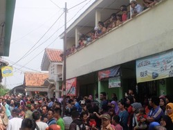 Prarekonstruksi Kasus Agus Mutilasi Nur Atikah Digelar, Warga Berjubel di Lokasi