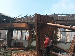 Cerita Petugas yang Padamkan Api di Tengah Lemparan Batu Napi Lapas Banceuy