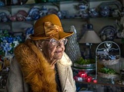 5 Perempuan Lansia Australia yang Masih Berkarya di Usia Senja