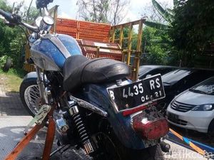 Polisi: Harley Maut di Daan Mogot Ngebut, Tabrak Halte Lalu Masuk Got