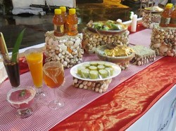 Ada Nasi Pulut Unti dan Jus Gandaria yang Enak di Ambon