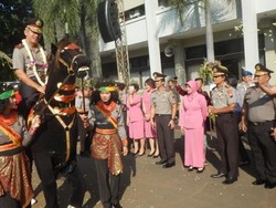 Resmi Jadi Kapolda Jateng, Irjen Condro Kirono Waspadai Narkoba di Internal