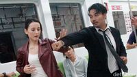 Fight! Ini Aksi Julie Estelle dan Iko Uwais di Film Pendek The Raid 2