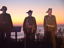 Ribuan Warga Australia Memperingati Hari Anzac 2016