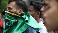 Massa PPP Geruduk Kemenkum HAM