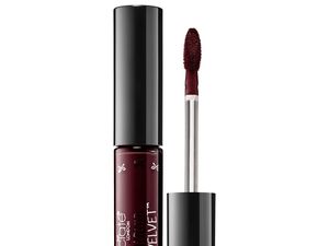 Editors Choice: 5 Lipstik Cair Matte yang Tahan Lama dan Melembapkan Editors Choice: 5 Lipstik Cair Matte yang Tahan Lama dan Melembapkan