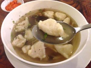 Hangatkan Badan dengan Santapan Tekwan yang Gurih Enak di Sini Hangatkan Badan dengan Santapan Tekwan yang Gurih Enak di Sini