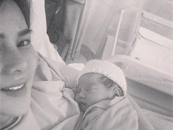 Astrid Tiar Lahirkan Putri Kedua di Inggris