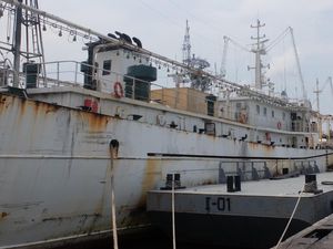 4 WNI ABK Kapal Buronan Argentina Digaji Hanya USD 230 Per Bulan 4 WNI ABK Kapal Buronan Argentina Digaji Hanya USD 230 Per Bulan