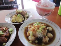 Apa Bedanya Model dan Tekwan?