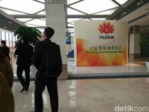 Mengintip Lokasi Pembuatan Perangkat Solar Power di China