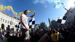 Fans Juventus Rayakan Gelar Juara Serie A