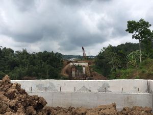 Kucurkan Rp 1,87 T, Bank Mandiri-BCA Biayai Tol Batang-Semarang