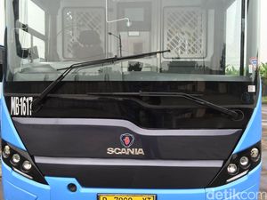 Scania Studi Penerapan Bus Tingkat di Jakarta Scania Studi Penerapan Bus Tingkat di Jakarta