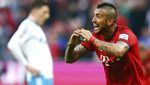 Para Pesepakbola dengan Perayaan Gol Simbol Hati