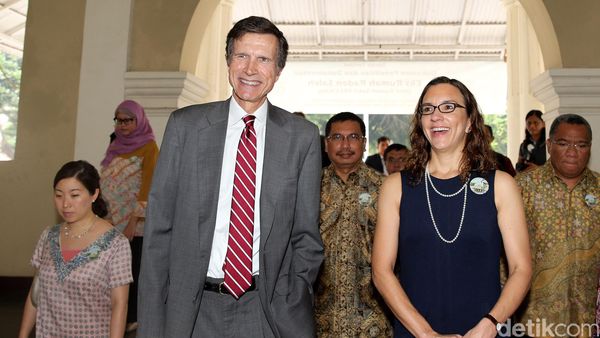 Dubes AS Kunjungi Situs Rumah Raden Saleh