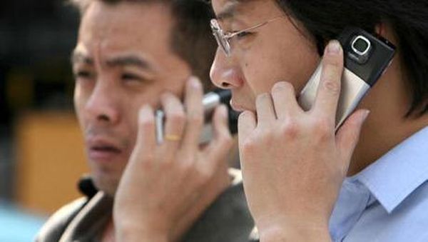 Kebiasaan Unik Pengguna Ponsel Jadul