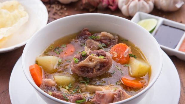 Indonesian famous oxtail soup