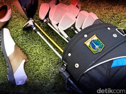 Salahkah Pejabat Negara Main Golf?