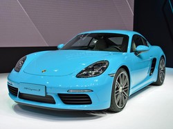 Porsche 718 Cayman Muncul Perdana di Beijing