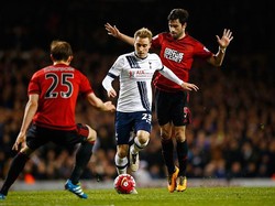 Spurs Tersandung, Leicester Kian Dekat ke Trofi Juara