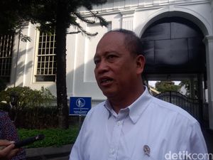 Menristek Larang Organisasi Tak Berlandaskan Pancasila di Kampus Menristek Larang Organisasi Tak Berlandaskan Pancasila di Kampus