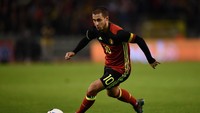 Eden Hazard meski berposisi gelandang serang tapi punya naluri gol yang tinggi. Itu membuat Hazard masuk kandidat topskorer. Dia adalah pemain tertajam Chelsea musim ini. (Claudio Villa / Getty Images)