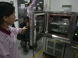 Penyiksaan di Pabrik Smartphone Advan