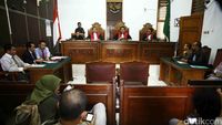 Sidang Perdana Gugatan Fahri Hamzah ke PKS
