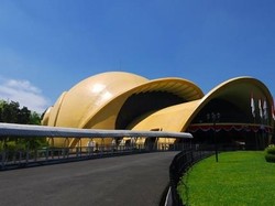 Satu hari Keliling Indonesia di TMII