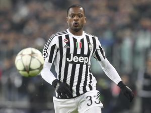 Evra Teken Perpanjangan Kontrak di Juve