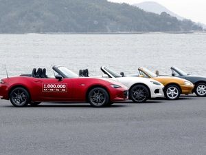 Mazda Telah Lahirkan Sejuta MX-5 Miata