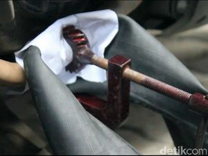 Heboh! Tukang Tambal Ban Patok Tarif Ganti Ban Rp 85 Ribu Heboh! Tukang Tambal Ban Patok Tarif Ganti Ban Rp 85 Ribu