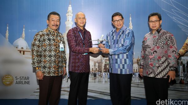 Terbang Perdana Garuda dari Jakarta-Madinah