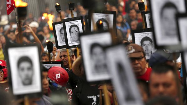 Warga Meksiko Desak Usut Kasus Hilangnya 43 Mahasiswa