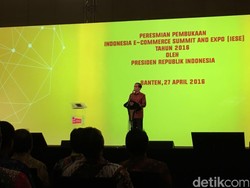 Buka e-Commerce Summit, Presiden Jokowi Minta Indonesia Kejar Ketertinggalan
