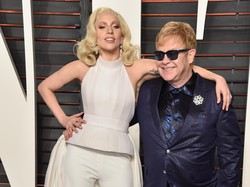 Lady Gaga dan Elton John Akan Kolaborasi Rilis Label Busana Untuk Amal