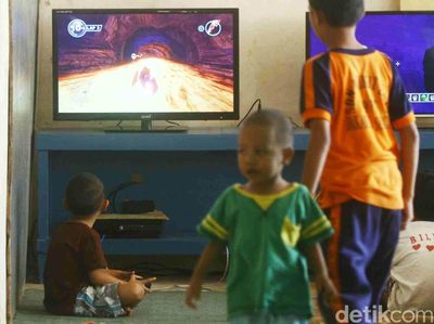 Peran Orang Tua Dalam Mengawasi Anak Bermain Game