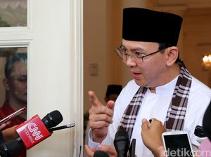 Ahok Tengarai SP1 Palsu di Luar Batang untuk Serang Dirinya Ahok Tengarai SP1 Palsu di Luar Batang untuk Serang Dirinya