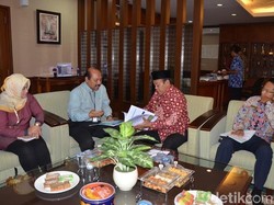 Bupati Fadeli Tantang Dinas Pertanian Ciptakan Bibit Kedelai Van Lamongan