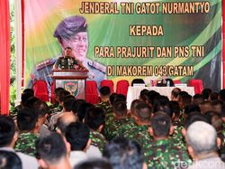 Jenderal Gatot Beri Pengarahan Prajurit TNI