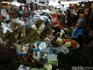 Pasar Tradisional Terus Direvitalisasi Pasar Tradisional Terus Direvitalisasi
