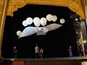 Sang Burung Buka Festival Seni Printemps Francais 2016